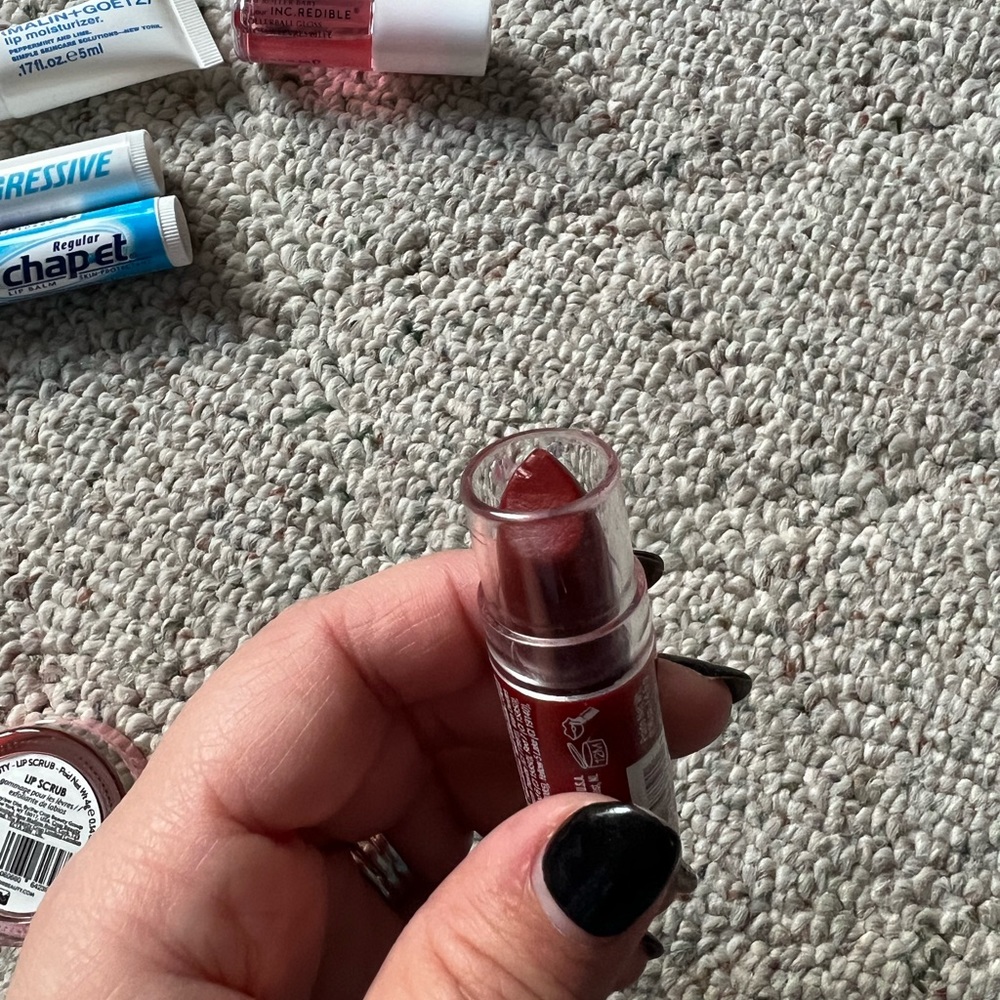 Assorted Lip Bundle - Picture 4 of 7